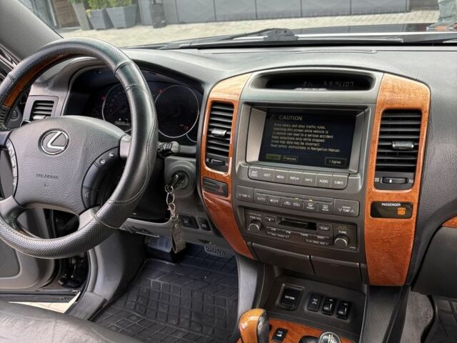 Чорний Лексус ГХ, об'ємом двигуна 4.7 л та пробігом 279 тис. км за 14900 $, фото 2 на Automoto.ua