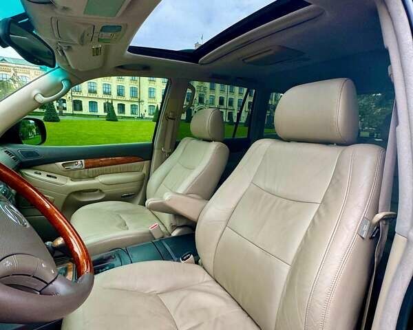 Чорний Лексус ГХ, об'ємом двигуна 4.67 л та пробігом 166 тис. км за 16900 $, фото 15 на Automoto.ua