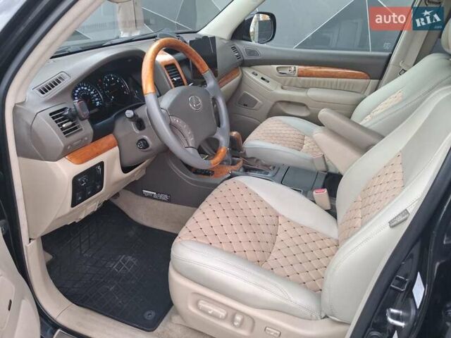 Черный Лексус ГХ, объемом двигателя 4.7 л и пробегом 318 тыс. км за 17500 $, фото 5 на Automoto.ua