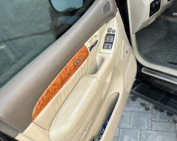 Черный Лексус ГХ, объемом двигателя 4.7 л и пробегом 260 тыс. км за 18500 $, фото 16 на Automoto.ua