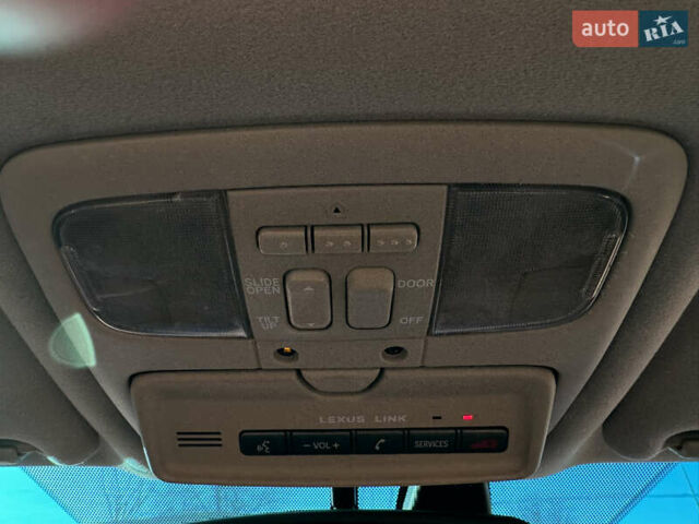 Черный Лексус ГХ, объемом двигателя 4.66 л и пробегом 328 тыс. км за 13650 $, фото 19 на Automoto.ua
