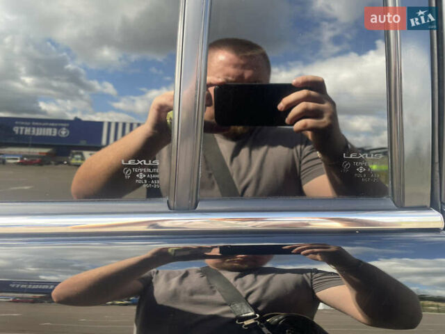 Чорний Лексус ГХ, об'ємом двигуна 4.7 л та пробігом 317 тис. км за 16800 $, фото 23 на Automoto.ua