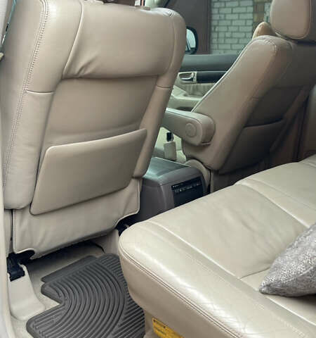 Черный Лексус ГХ, объемом двигателя 4.66 л и пробегом 234 тыс. км за 14000 $, фото 18 на Automoto.ua