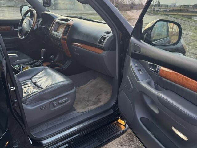 Чорний Лексус ГХ, об'ємом двигуна 4.7 л та пробігом 264 тис. км за 14700 $, фото 12 на Automoto.ua