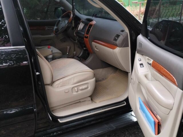 Черный Лексус ГХ, объемом двигателя 4.7 л и пробегом 200 тыс. км за 14500 $, фото 18 на Automoto.ua