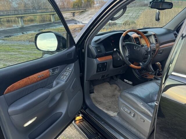 Чорний Лексус ГХ, об'ємом двигуна 4.7 л та пробігом 264 тис. км за 14700 $, фото 9 на Automoto.ua