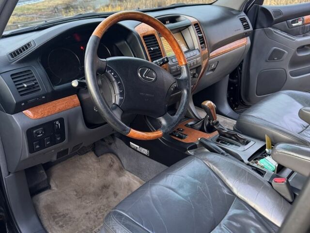 Чорний Лексус ГХ, об'ємом двигуна 4.7 л та пробігом 264 тис. км за 14700 $, фото 8 на Automoto.ua