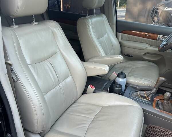 Черный Лексус ГХ, объемом двигателя 4.7 л и пробегом 229 тыс. км за 18500 $, фото 22 на Automoto.ua