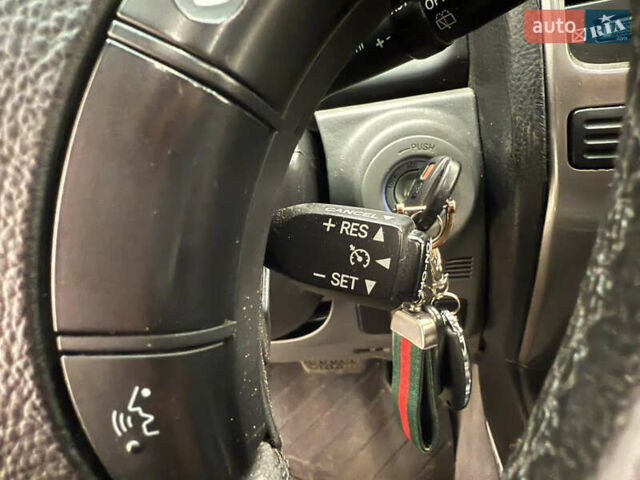 Черный Лексус ГХ, объемом двигателя 4.7 л и пробегом 173 тыс. км за 24165 $, фото 24 на Automoto.ua