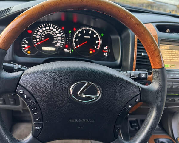 Чорний Лексус ГХ, об'ємом двигуна 4.66 л та пробігом 260 тис. км за 14700 $, фото 9 на Automoto.ua