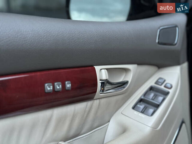 Лексус ГХ 2007 у Сарнах на Automoto.ua Чорний Лексус ГХ, об'ємом двигуна 4.7 л та пробігом 323 тис. км за 15999 $, фото 26 на Automoto.ua