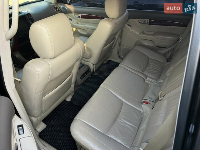 Черный Лексус ГХ, объемом двигателя 4.66 л и пробегом 271 тыс. км за 18000 $, фото 10 на Automoto.ua