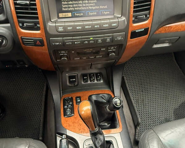 Чорний Лексус ГХ, об'ємом двигуна 4.66 л та пробігом 172 тис. км за 13500 $, фото 34 на Automoto.ua