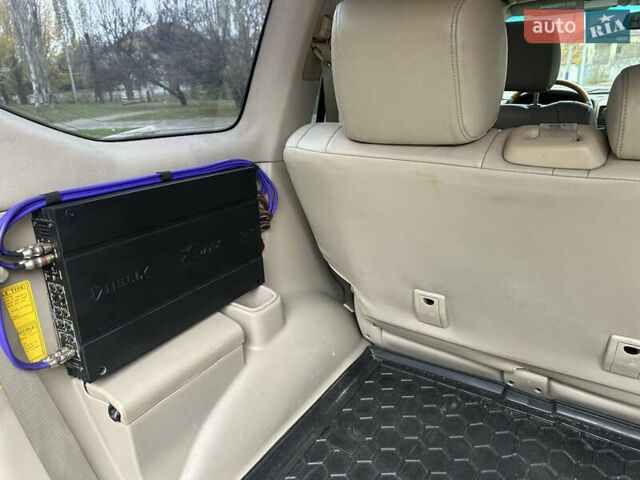 Черный Лексус ГХ, объемом двигателя 4.66 л и пробегом 299 тыс. км за 17500 $, фото 21 на Automoto.ua