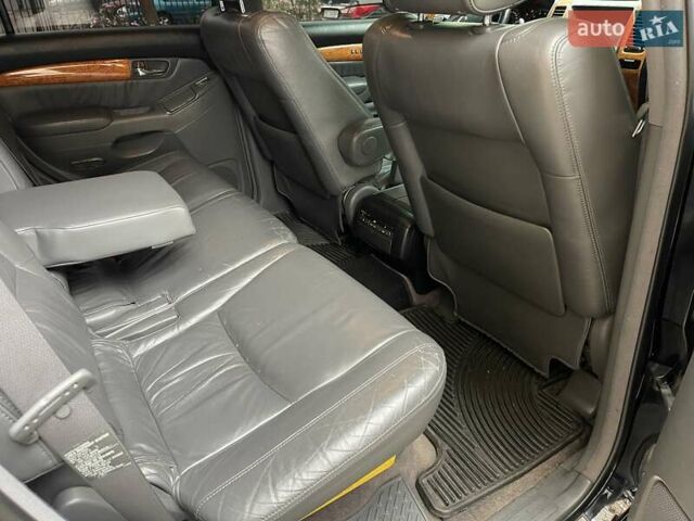 Черный Лексус ГХ, объемом двигателя 4.66 л и пробегом 210 тыс. км за 15800 $, фото 16 на Automoto.ua