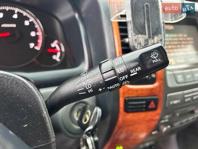 Черный Лексус ГХ, объемом двигателя 4.66 л и пробегом 367 тыс. км за 19000 $, фото 18 на Automoto.ua