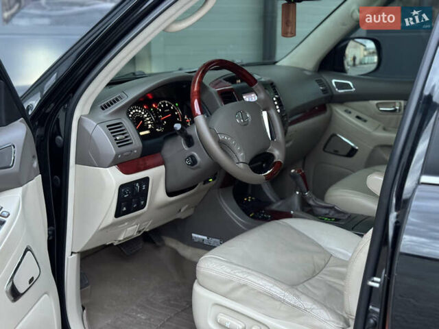 Лексус ГХ 2007 у Сарнах на Automoto.ua Чорний Лексус ГХ, об'ємом двигуна 4.7 л та пробігом 323 тис. км за 15999 $, фото 29 на Automoto.ua