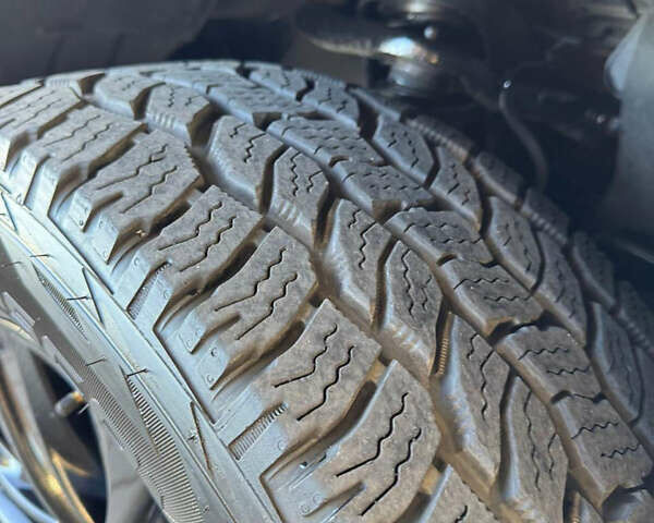 Черный Лексус ГХ, объемом двигателя 4.66 л и пробегом 186 тыс. км за 21700 $, фото 25 на Automoto.ua