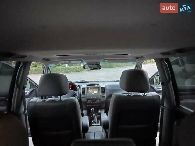 Лексус ГХ 2007 у Хмельницькому на Automoto.ua Чорний Лексус ГХ, об'ємом двигуна 4.7 л та пробігом 230 тис. км за 17900 $, фото 107 на Automoto.ua