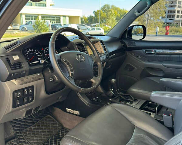 Черный Лексус ГХ, объемом двигателя 4.66 л и пробегом 186 тыс. км за 21700 $, фото 23 на Automoto.ua