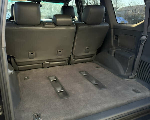 Черный Лексус ГХ, объемом двигателя 4.66 л и пробегом 285 тыс. км за 16000 $, фото 22 на Automoto.ua