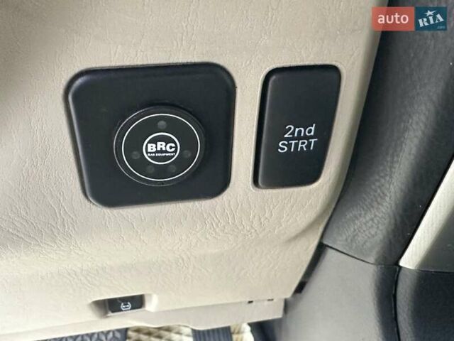 Черный Лексус ГХ, объемом двигателя 4.7 л и пробегом 367 тыс. км за 16499 $, фото 31 на Automoto.ua