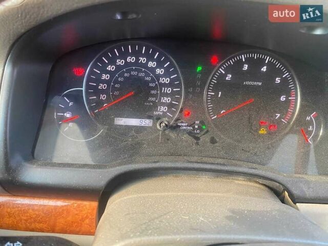 Чорний Лексус ГХ, об'ємом двигуна 4.7 л та пробігом 207 тис. км за 19000 $, фото 9 на Automoto.ua