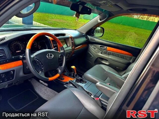 Чорний Лексус ГХ, об'ємом двигуна 4.7 л та пробігом 172 тис. км за 15900 $, фото 5 на Automoto.ua