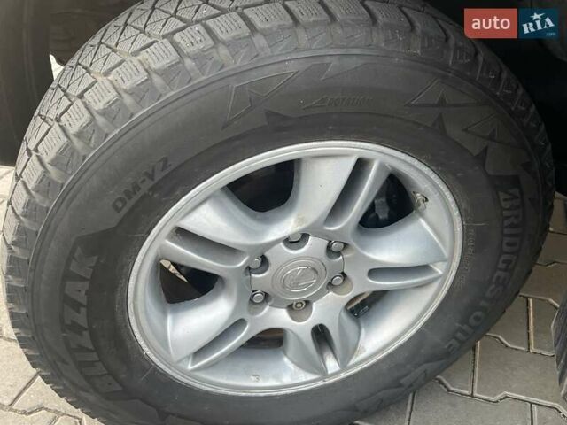 Черный Лексус ГХ, объемом двигателя 4.66 л и пробегом 210 тыс. км за 15800 $, фото 22 на Automoto.ua