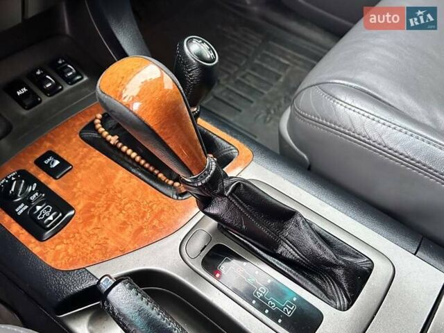 Черный Лексус ГХ, объемом двигателя 4.66 л и пробегом 367 тыс. км за 19000 $, фото 28 на Automoto.ua