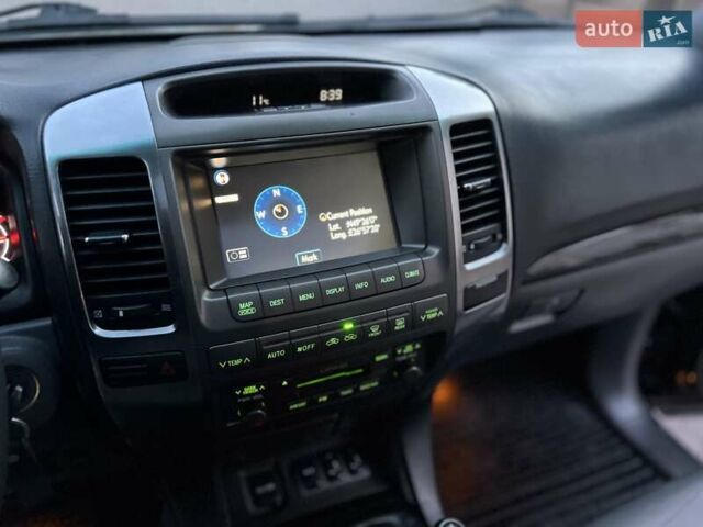 Лексус ГХ 2007 у Хмельницькому на Automoto.ua Чорний Лексус ГХ, об'ємом двигуна 4.7 л та пробігом 230 тис. км за 17900 $, фото 97 на Automoto.ua