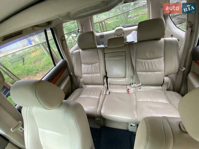 Черный Лексус ГХ, объемом двигателя 4.7 л и пробегом 240 тыс. км за 14300 $, фото 5 на Automoto.ua
