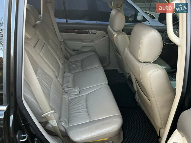 Черный Лексус ГХ, объемом двигателя 4.66 л и пробегом 271 тыс. км за 18000 $, фото 9 на Automoto.ua