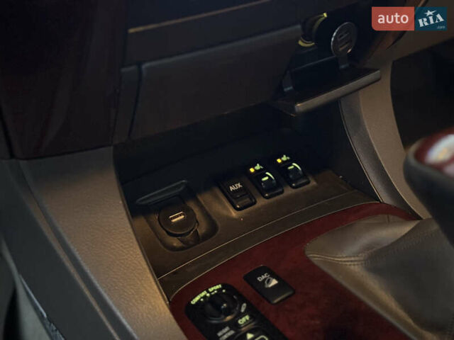 Лексус ГХ 2007 у Сарнах на Automoto.ua Чорний Лексус ГХ, об'ємом двигуна 4.7 л та пробігом 323 тис. км за 15999 $, фото 39 на Automoto.ua