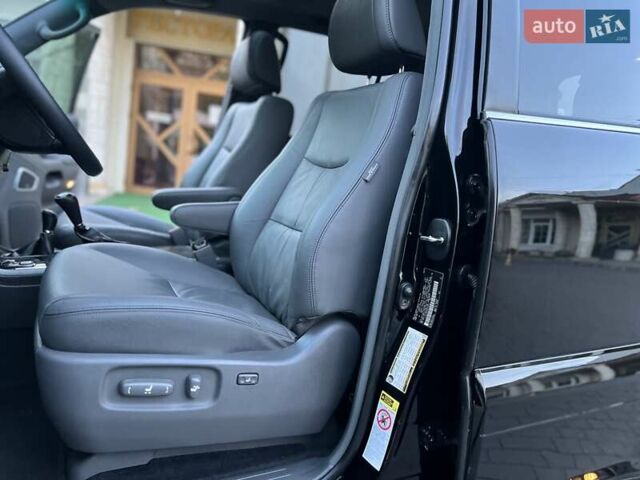 Лексус ГХ 2007 у Хмельницькому на Automoto.ua Чорний Лексус ГХ, об'ємом двигуна 4.7 л та пробігом 230 тис. км за 17900 $, фото 66 на Automoto.ua