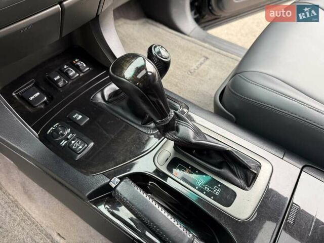 Чорний Лексус ГХ, об'ємом двигуна 4.7 л та пробігом 259 тис. км за 16500 $, фото 18 на Automoto.ua