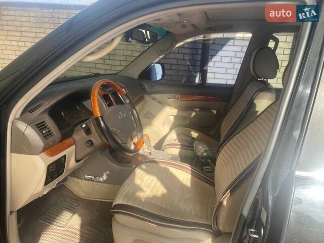 Чорний Лексус ГХ, об'ємом двигуна 4.7 л та пробігом 207 тис. км за 19000 $, фото 4 на Automoto.ua