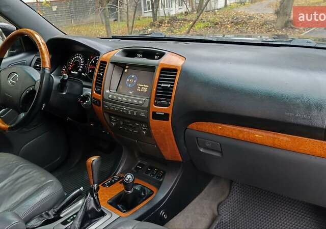 Черный Лексус ГХ, объемом двигателя 4.7 л и пробегом 276 тыс. км за 14900 $, фото 23 на Automoto.ua