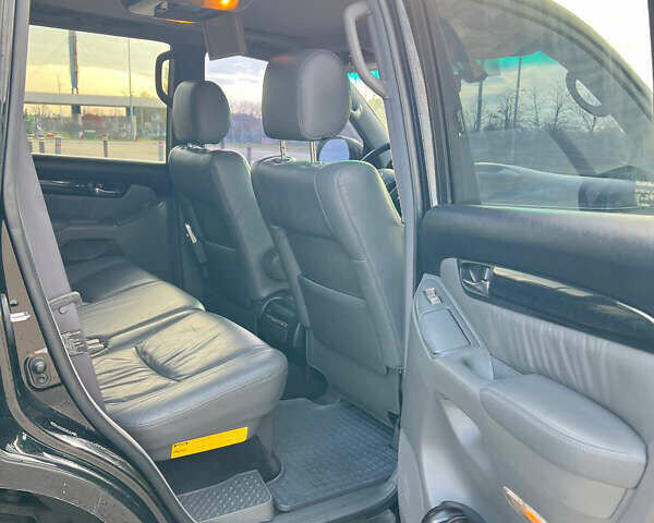 Черный Лексус ГХ, объемом двигателя 4.66 л и пробегом 190 тыс. км за 20500 $, фото 12 на Automoto.ua