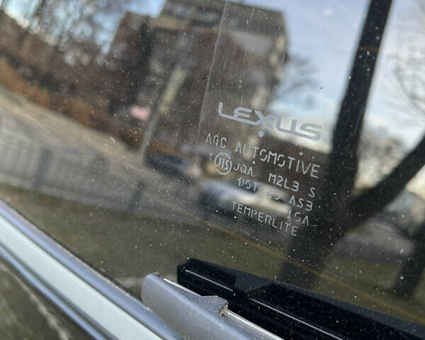 Чорний Лексус ГХ, об'ємом двигуна 4.7 л та пробігом 181 тис. км за 23000 $, фото 16 на Automoto.ua