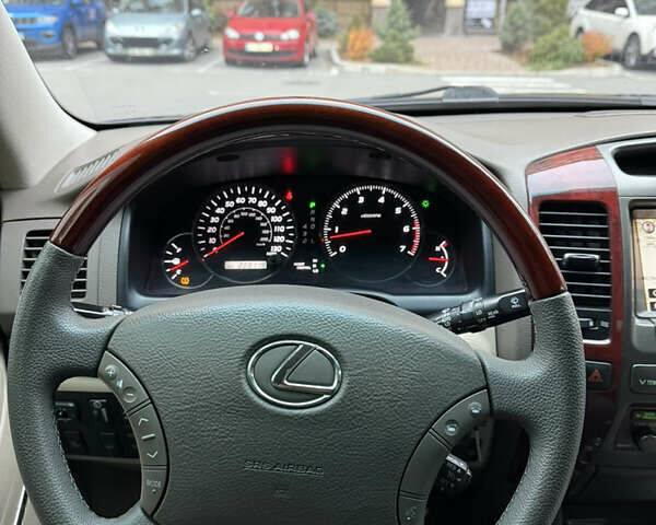 Чорний Лексус ГХ, об'ємом двигуна 4.66 л та пробігом 288 тис. км за 17800 $, фото 12 на Automoto.ua