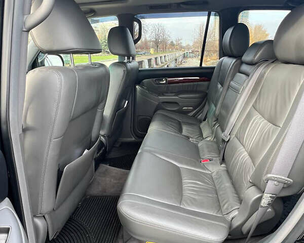 Черный Лексус ГХ, объемом двигателя 0 л и пробегом 200 тыс. км за 22499 $, фото 7 на Automoto.ua