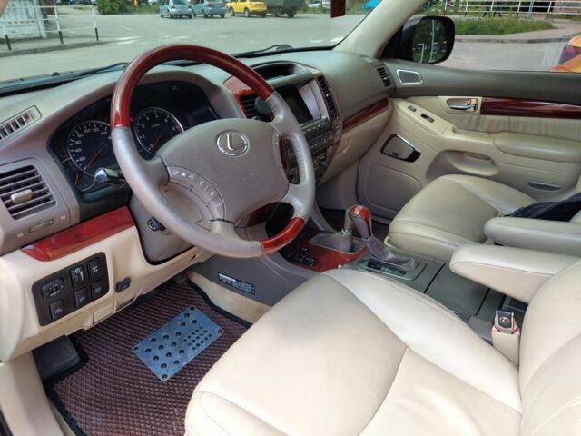 Чорний Лексус ГХ, об'ємом двигуна 4.7 л та пробігом 290 тис. км за 17000 $, фото 4 на Automoto.ua