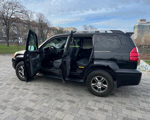 Черный Лексус ГХ, объемом двигателя 0 л и пробегом 200 тыс. км за 22499 $, фото 4 на Automoto.ua