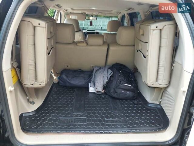 Черный Лексус ГХ, объемом двигателя 4.66 л и пробегом 290 тыс. км за 17000 $, фото 16 на Automoto.ua