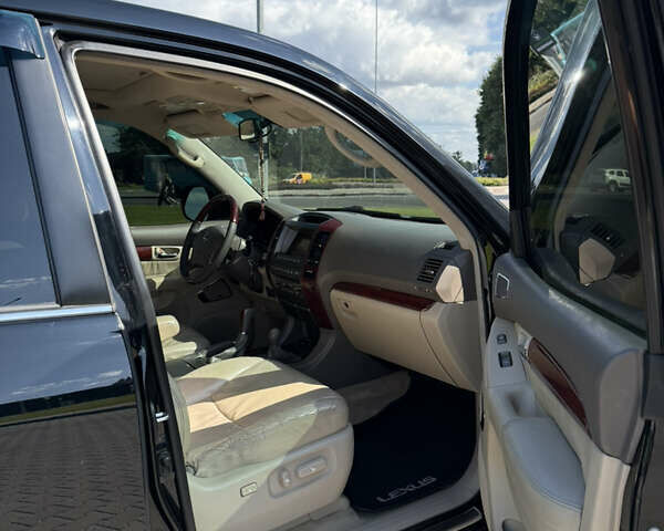 Чорний Лексус ГХ, об'ємом двигуна 4.66 л та пробігом 281 тис. км за 18200 $, фото 6 на Automoto.ua