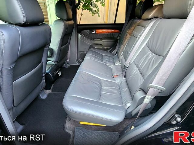 Черный Лексус ГХ, объемом двигателя 47 л и пробегом 310 тыс. км за 18500 $, фото 7 на Automoto.ua