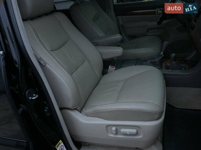 Черный Лексус ГХ, объемом двигателя 4.7 л и пробегом 235 тыс. км за 13800 $, фото 12 на Automoto.ua