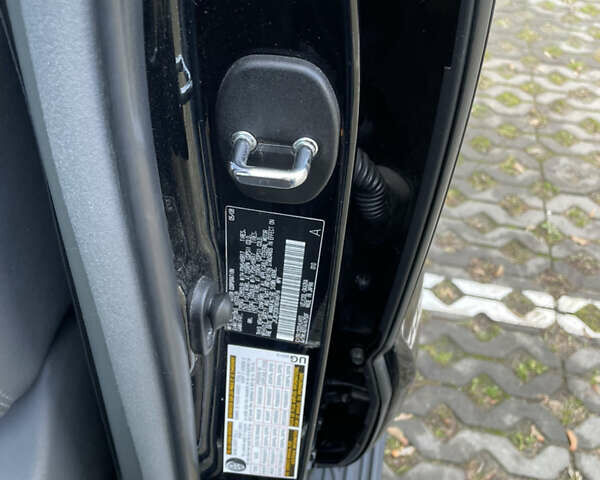 Чорний Лексус ГХ, об'ємом двигуна 4.7 л та пробігом 181 тис. км за 23000 $, фото 22 на Automoto.ua