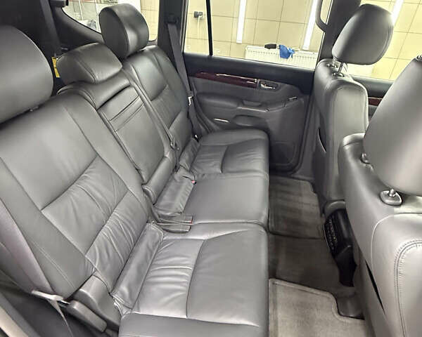 Черный Лексус ГХ, объемом двигателя 4.66 л и пробегом 50 тыс. км за 29500 $, фото 27 на Automoto.ua